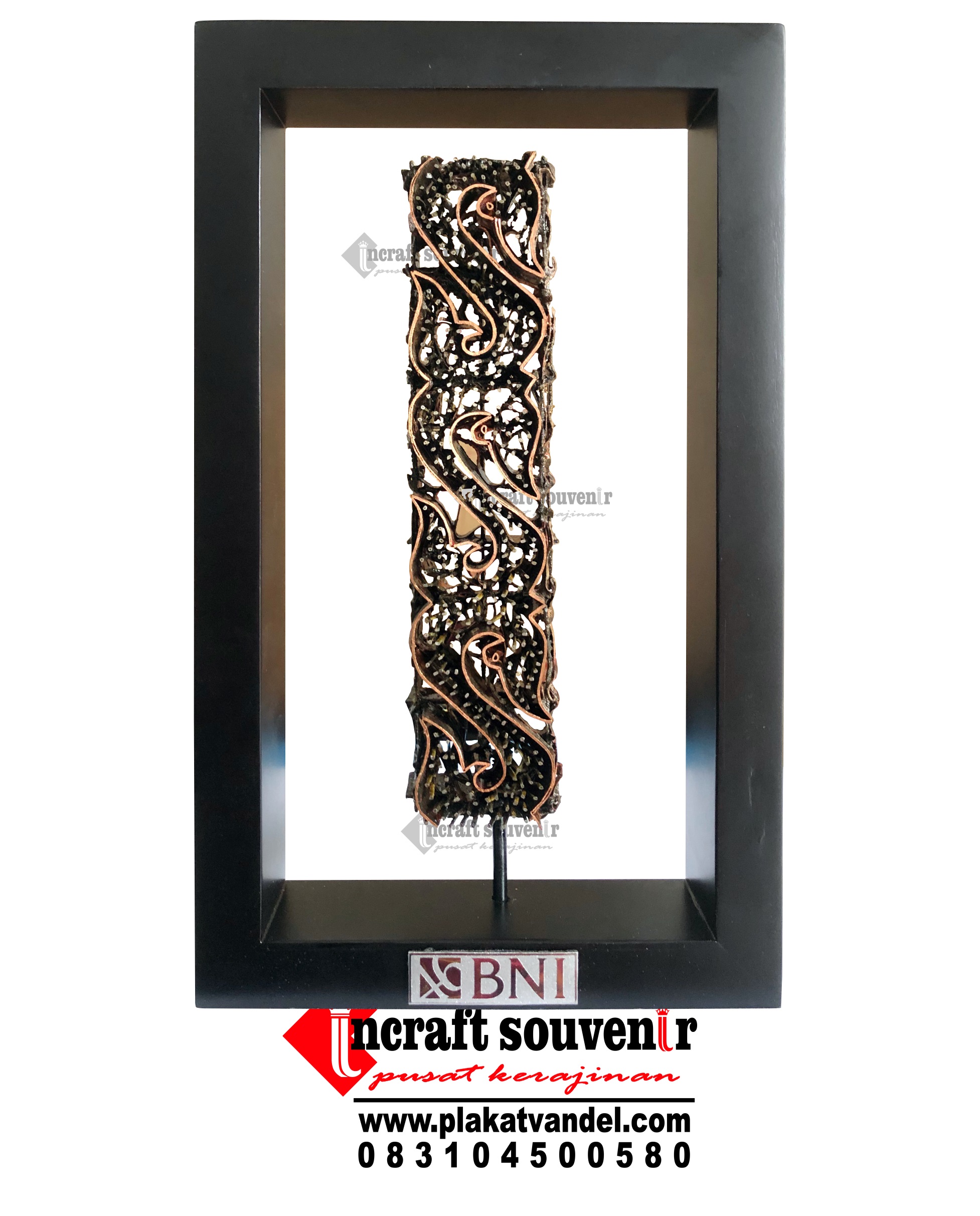 PLAKAT KAYU FRAME CAP BATIK TEMBAGA BNI K27