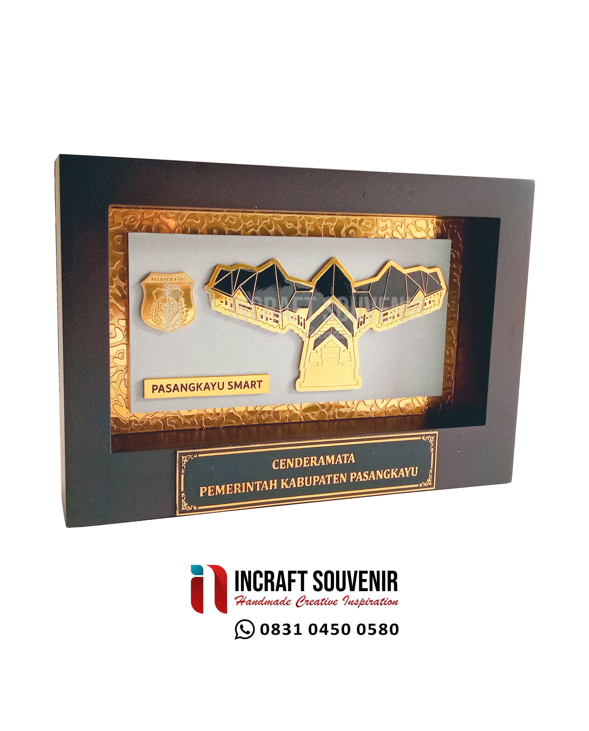PLAKAT KAYU FRAME CUSTOM KABUPATEN PASANG KAYU K24