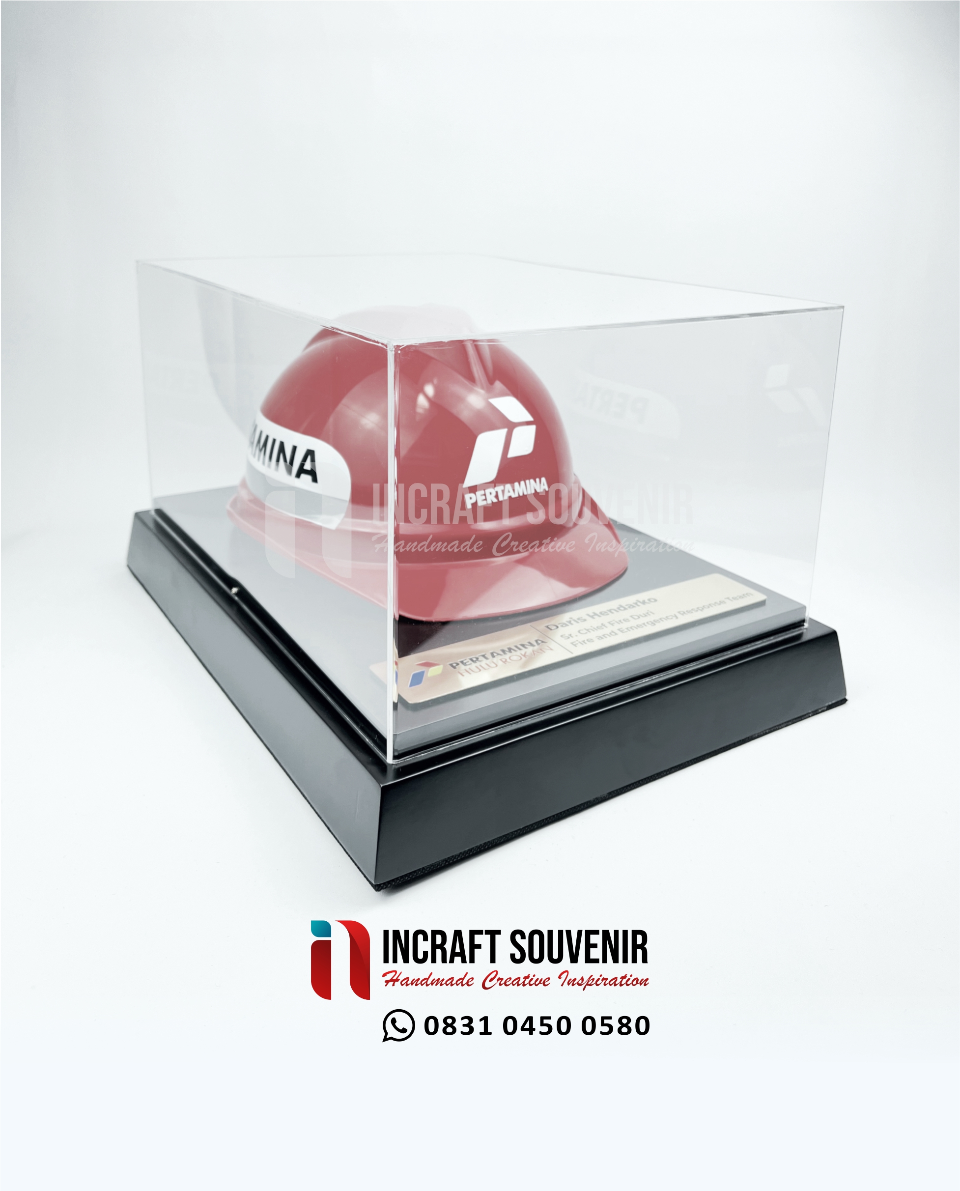 SOUVENIR MINIATUR HELM PERTAMINA K73