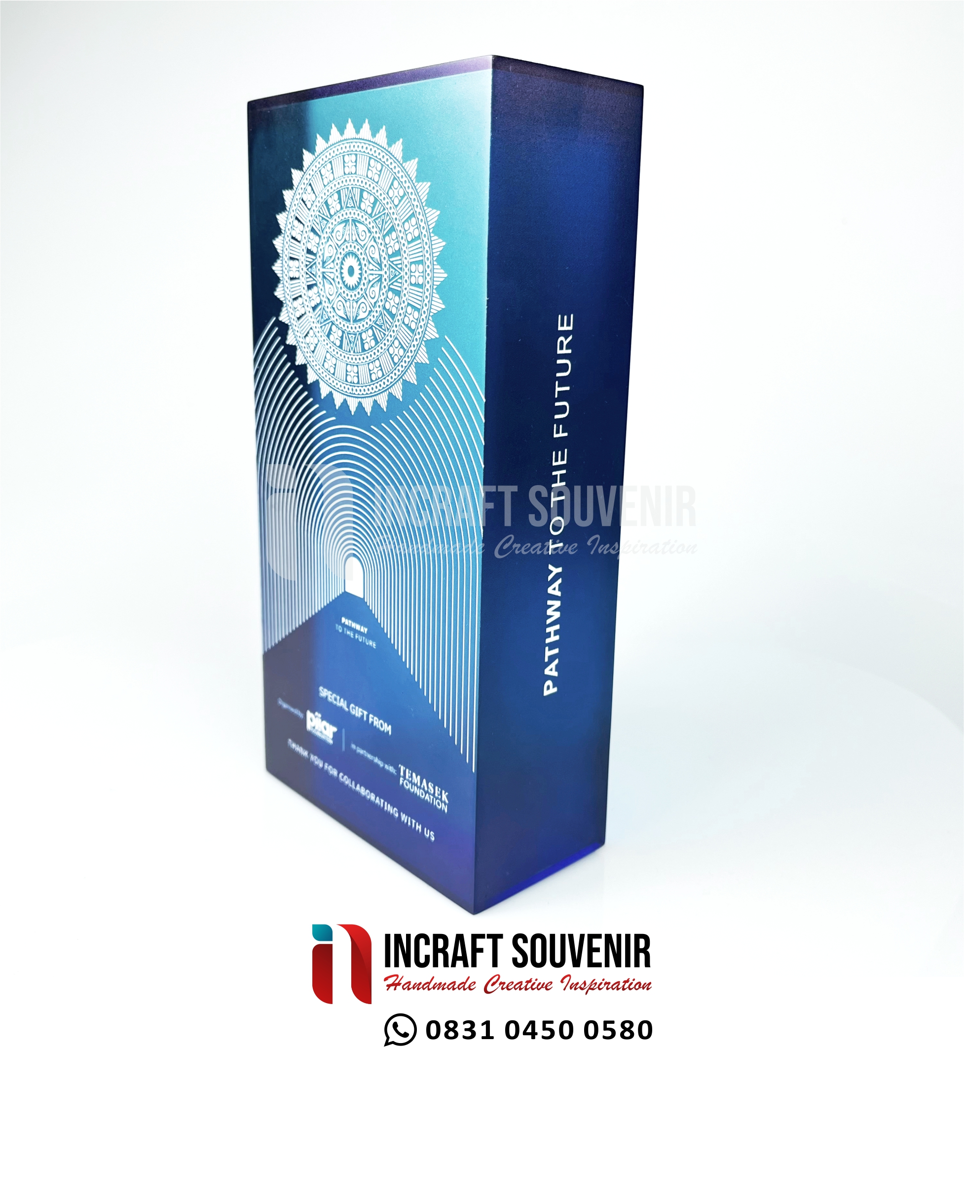 PLAKAT RESIN CUSTOM PIJAR R6